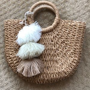 Lulus woven purse with tassels